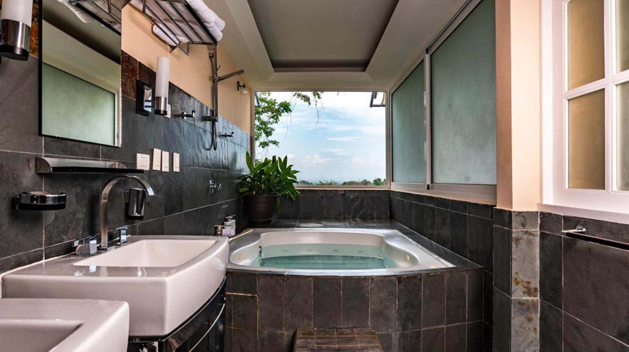 Gaia Collection Hotels Manuel Antonio Bagian luar foto